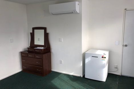 Photo of property in 6 Tonga Place, Riccarton, Christchurch, 8041