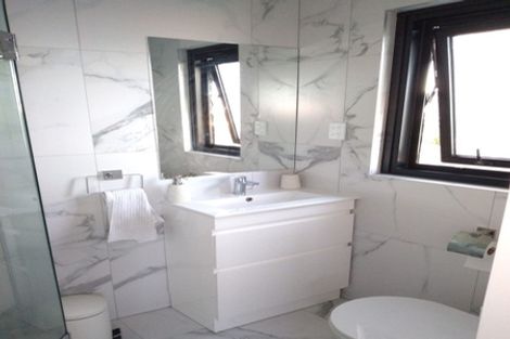 Photo of property in 148a Hutchinsons Road, Bucklands Beach, Auckland, 2014