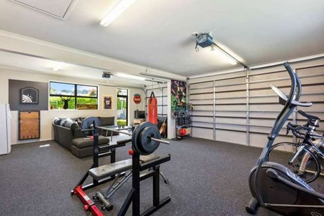 Photo of property in 14 Regis Lane, Flat Bush, Auckland, 2019