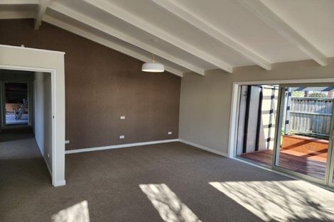 Photo of property in 1/1 Guinness Crescent, Ilam, Christchurch, 8041