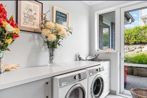 Photo of property in 16 Discovery Drive, Gulf Harbour, Whangaparaoa, 0930