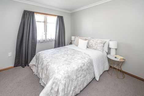 Photo of property in 5 Hurworth Place, College Estate, Whanganui, 4500