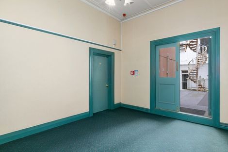 Photo of property in 12/31 Dowling Street, Dunedin Central, Dunedin, 9016