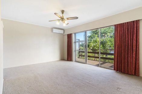 Photo of property in 2/57 Moana Avenue, One Tree Hill, Auckland, 1061