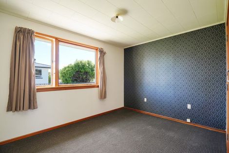 Photo of property in 15 Park Street, Winton, 9720