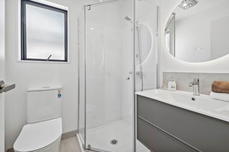 Photo of property in 67 Highland Park Drive, Botany Downs, Auckland, 2010