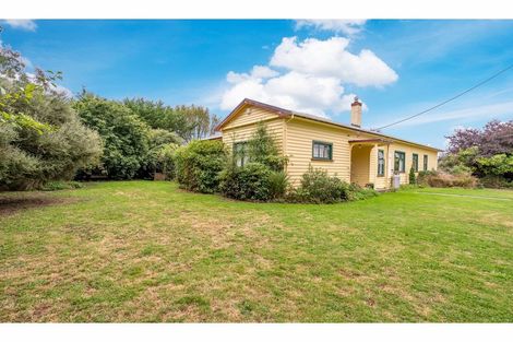 Photo of property in 88 Cooper Road, Tussock Creek, Winton, 9781