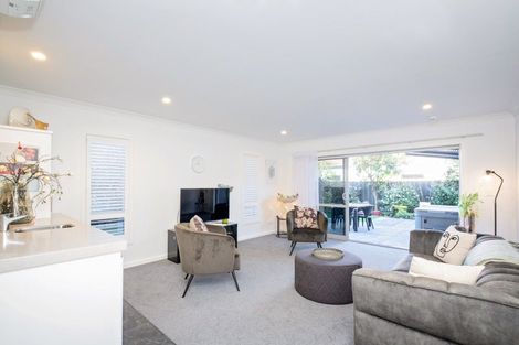 Photo of property in 17 Ferguson Avenue, Westshore, Napier, 4110