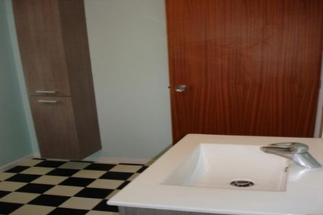 Photo of property in 1/47 Braemar Road, Rothesay Bay, Auckland, 0630