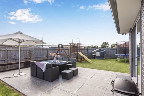 Photo of property in 24 College Drive, Paraparaumu, 5032