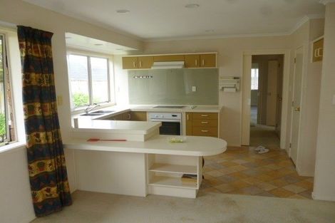 Photo of property in 1/60 Orangewood Drive, Northpark, Auckland, 2013