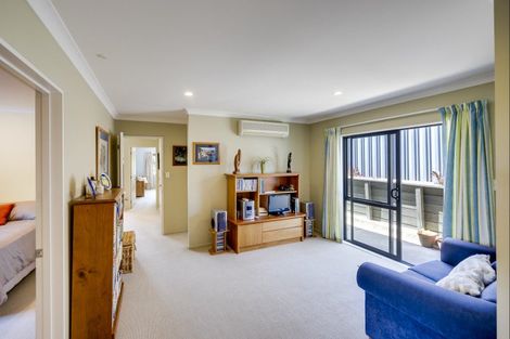 Photo of property in 42 Rochfort Road, Havelock North, 4130