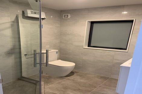 Photo of property in 40b Cresta Avenue, Beach Haven, Auckland, 0626