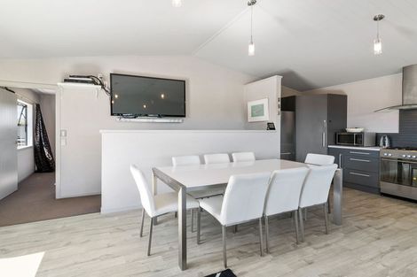 Photo of property in 136 Lisland Drive, Kinloch, Taupo, 3377