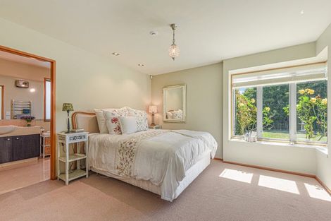 Photo of property in 16 Aratia Way, Richmond, 7020