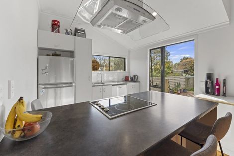 Photo of property in 24-26 Churchill Crescent, Shannon, 4821