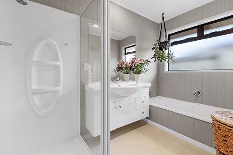 Photo of property in 50 Rosella Drive, Welcome Bay, Tauranga, 3112