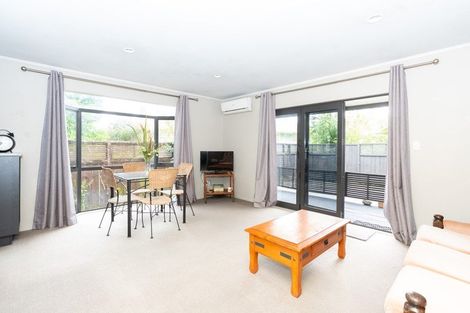 Photo of property in 35 Pulham Crescent, Queenwood, Hamilton, 3210