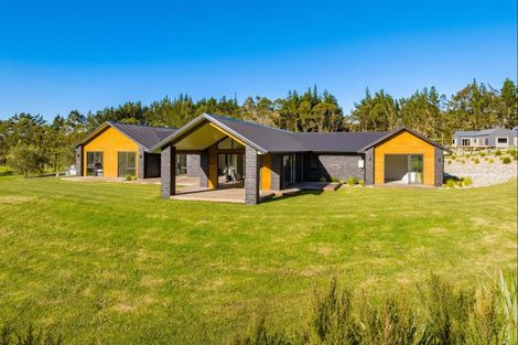 Photo of property in 159 Robert Hastie Drive, Mangawhai, 0573