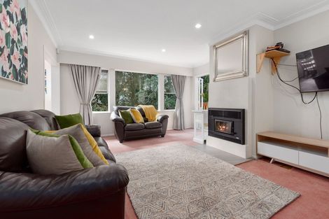 Photo of property in 12 Archers Road, Glenfield, Auckland, 0629