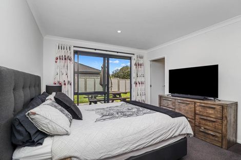 Photo of property in 22c Clive Road, Katikati, 3129