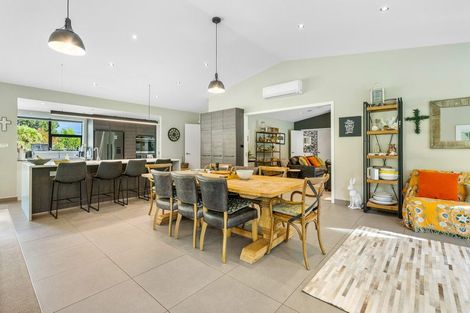 Photo of property in 32 Tirohanga Road, North Taieri, Mosgiel, 9092