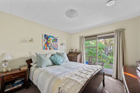 Photo of property in 34 James Cook Street, Havelock North, 4130