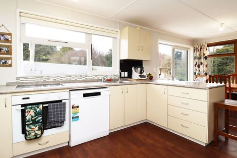 Photo of property in 16 Rees Street, Duntroon, Oamaru, 9494