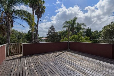 Photo of property in 21 Old Onerahi Road, Onerahi, Whangarei, 0110