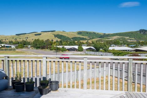 Photo of property in 136 Lisland Drive, Kinloch, Taupo, 3377