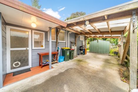 Photo of property in 2/19 James Grove, Stokes Valley, Lower Hutt, 5019