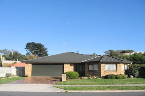 Photo of property in 12 Lorna Irene Drive, Raumati South, Paraparaumu, 5032