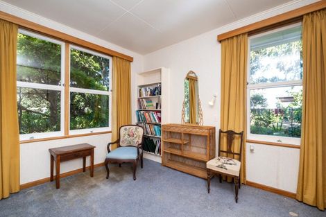 Photo of property in 112 Thompson Road, Bluff Hill, Napier, 4110