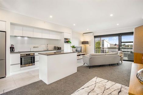 Photo of property in 8 Raranga Lane, Hobsonville, Auckland, 0616