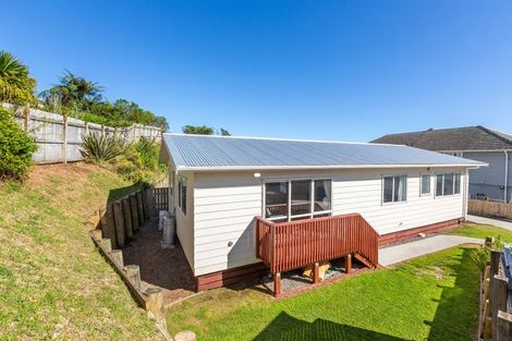 Photo of property in 60a Leicester Street, Cannons Creek, Porirua, 5024