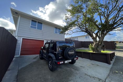 Photo of property in 13 Sombrero View, Ascot Park, Porirua, 5024