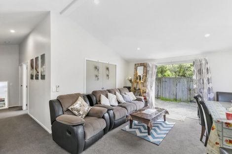 Photo of property in 136 Fraser Avenue, Johnsonville, Wellington, 6037