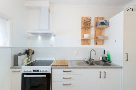 Photo of property in 21a Korau Grove, Stokes Valley, Lower Hutt, 5019