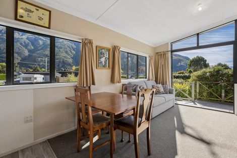 Photo of property in 137 Kent Street, Kingston, Athol, 9793