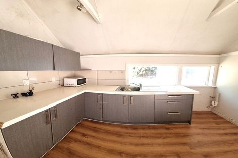 Photo of property in 10 Chesterton Street, Johnsonville, Wellington, 6037