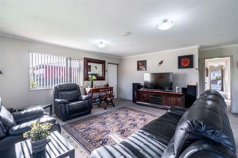Photo of property in 7 Crowther Crescent, Heidelberg, Invercargill, 9812