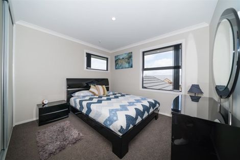Photo of property in 34 Rodeo Drive, Kelvin Grove, Palmerston North, 4414