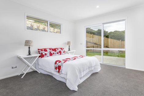 Photo of property in 1 Te Paahi Avenue, Waiuku, 2123