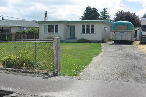 Photo of property in 80 Huxley Street, Pahiatua, 4910
