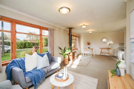 Photo of property in 8 Mahuri Road, Otatara, Invercargill, 9879