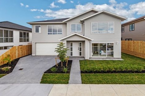 Photo of property in 98 Godfrey Drive, Orewa, 0931