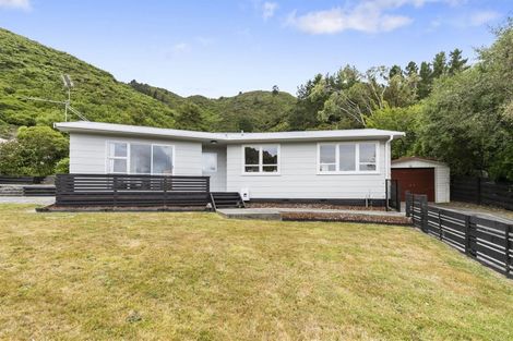 Photo of property in 62 Castlerea Street, Wainuiomata, Lower Hutt, 5014
