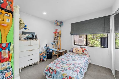 Photo of property in 2/86 Beach Road, Castor Bay, Auckland, 0620