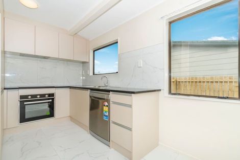 Photo of property in 2/41 Station Road, Takanini, 2112