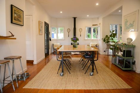 Photo of property in 755 West Coast Road, Oratia, Auckland, 0604